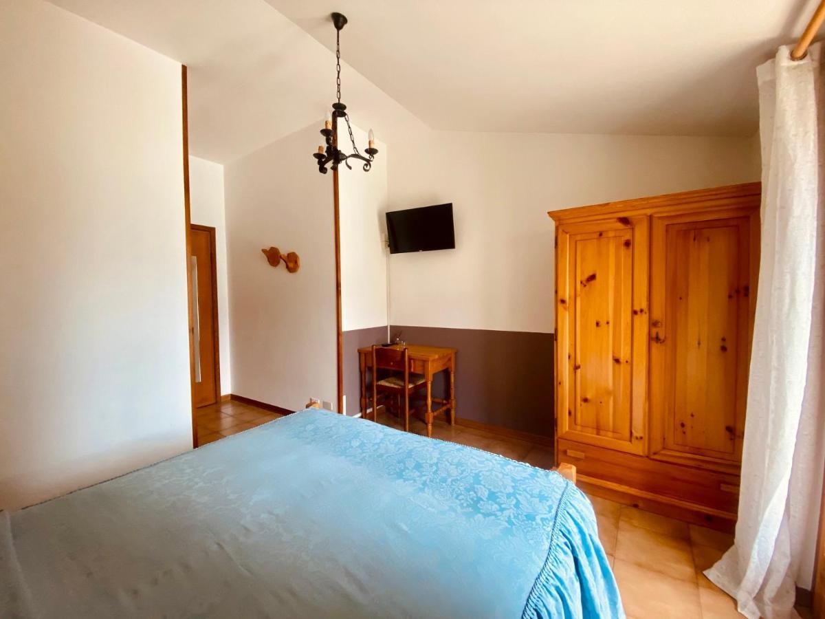 Locanda Del Boscaiolo Monasterolo del Castello Экстерьер фото